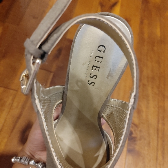 Guess Sarann Cutout Wedges - Picture 2 of 5